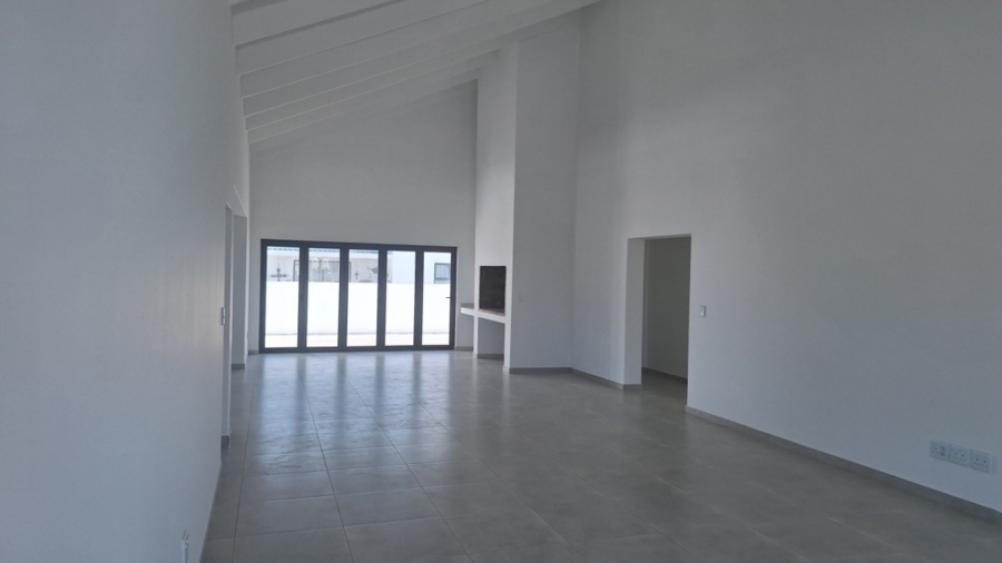 4 Bedroom Property for Sale in Atlantic Sands Private Estate Western Cape